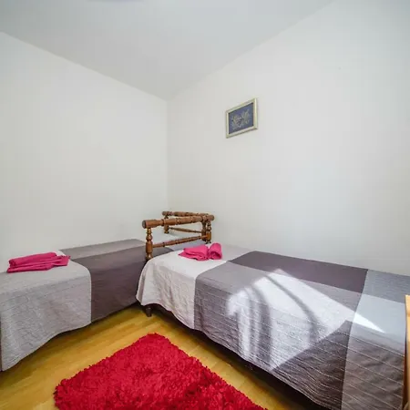 Apartman Emily *