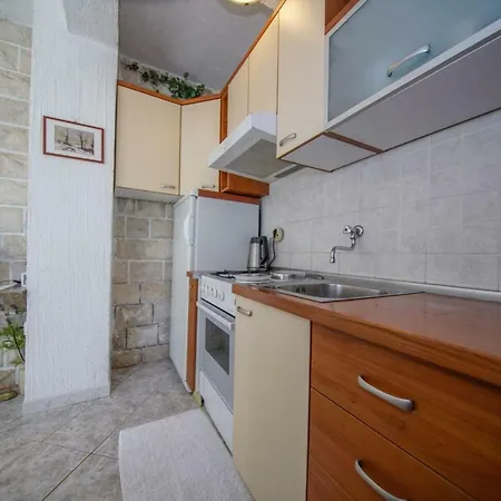 Apartman Emily Postira