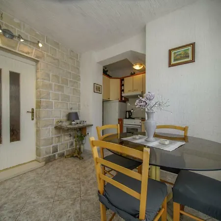 Apartman Emily Apartment *